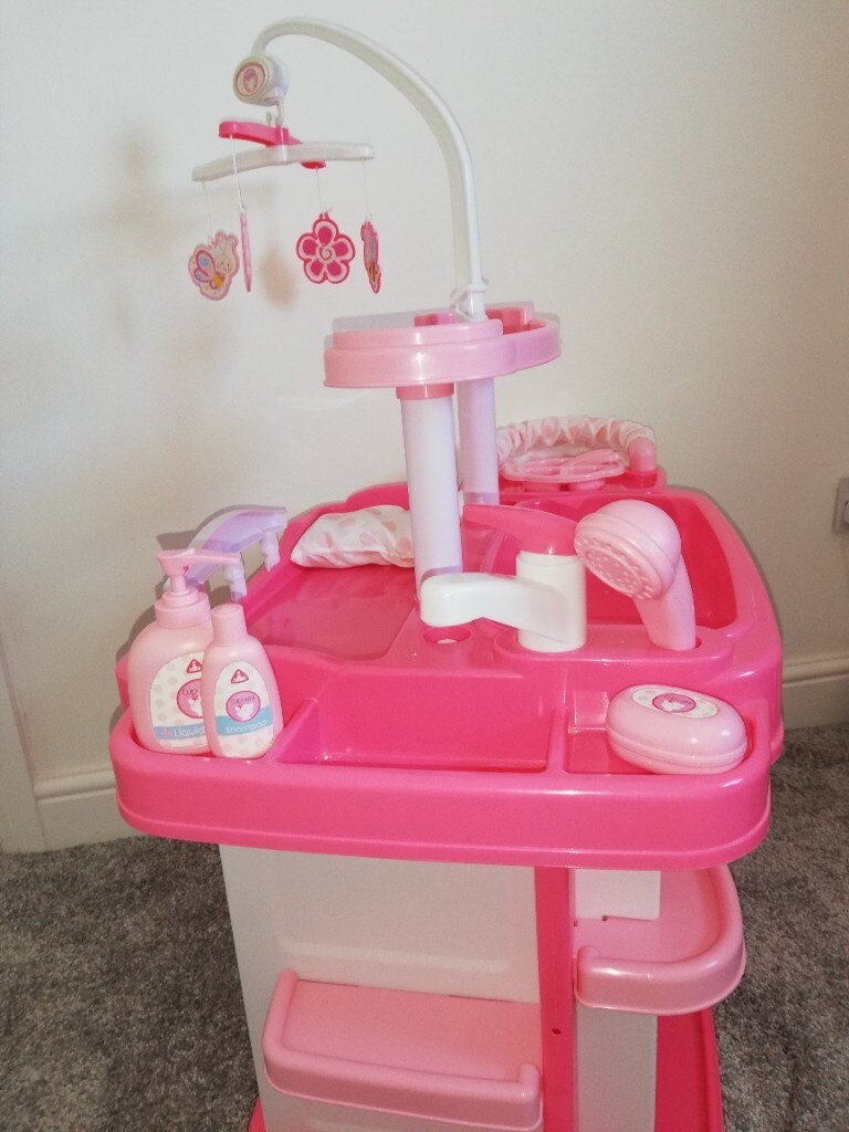 elc dolls changing station